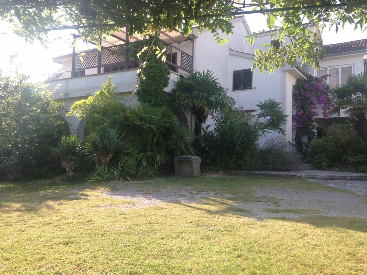 Apartmani Dubasnica Malinska Exterior photo