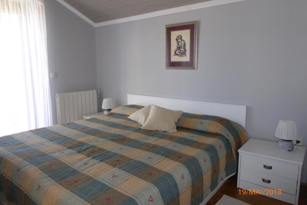 Apartmani Dubasnica Malinska Exterior photo